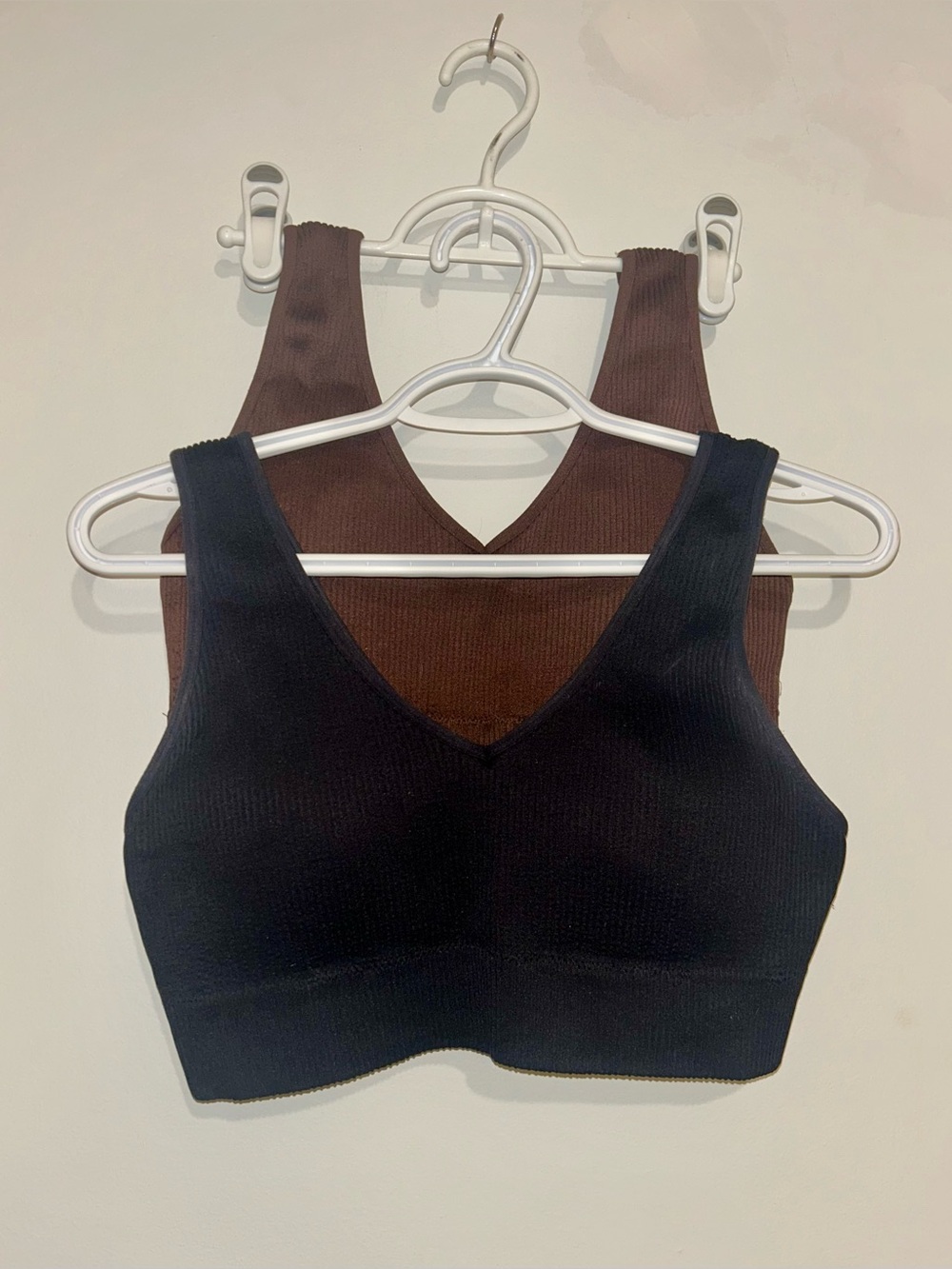 2pc Aerie Superchill Seamless Padded Voop Bralettes Size XL Ribbed Brown & Black